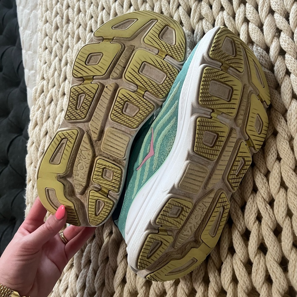 SOLD! Hoka | Bondi 9 Women's Running Shoes 7.5 - Picture 7 of 7
